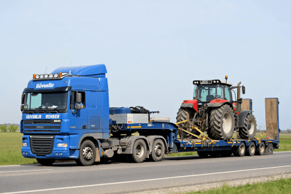 Şehirler arası traktör taşıma